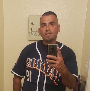 Meet your Posher, Salas